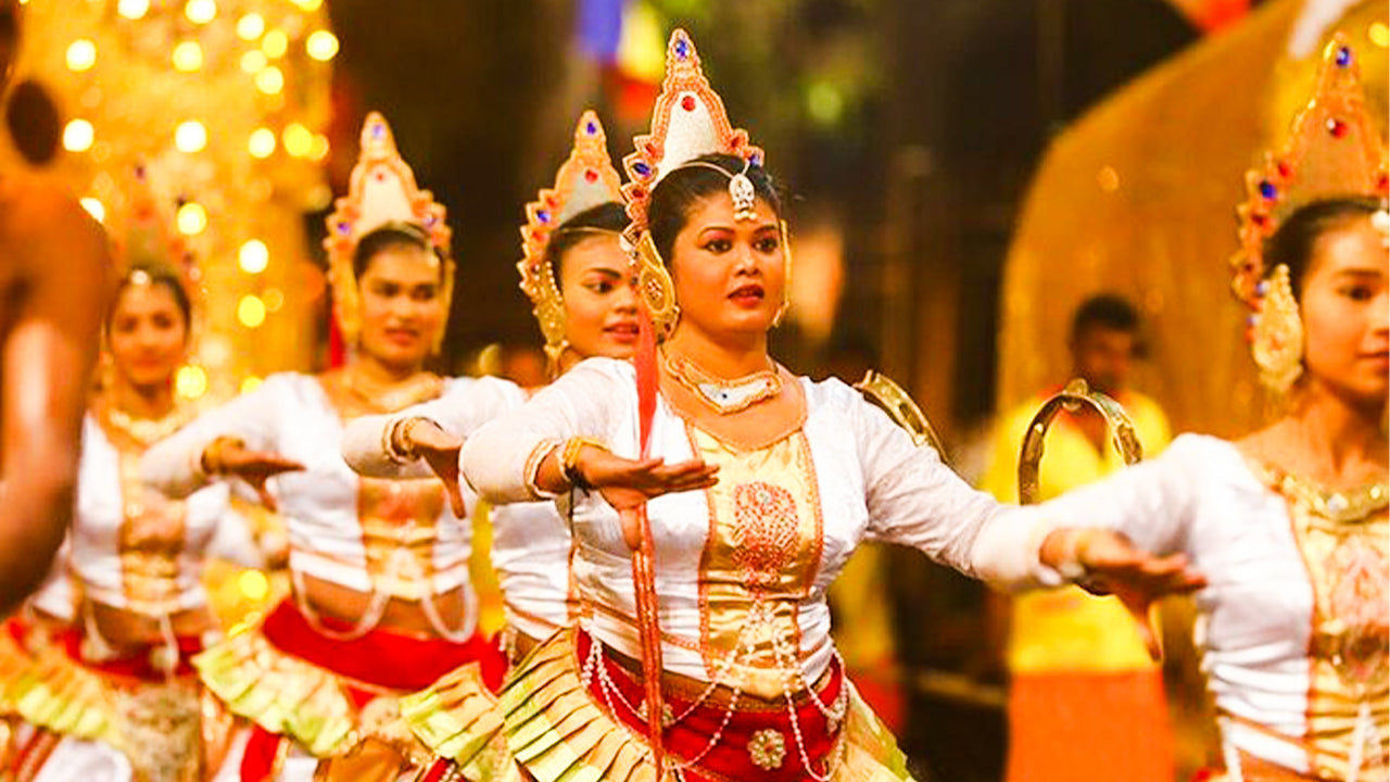 Kandy Esala Perahera - Dag 11 (kaartjes en zitplaatsen)