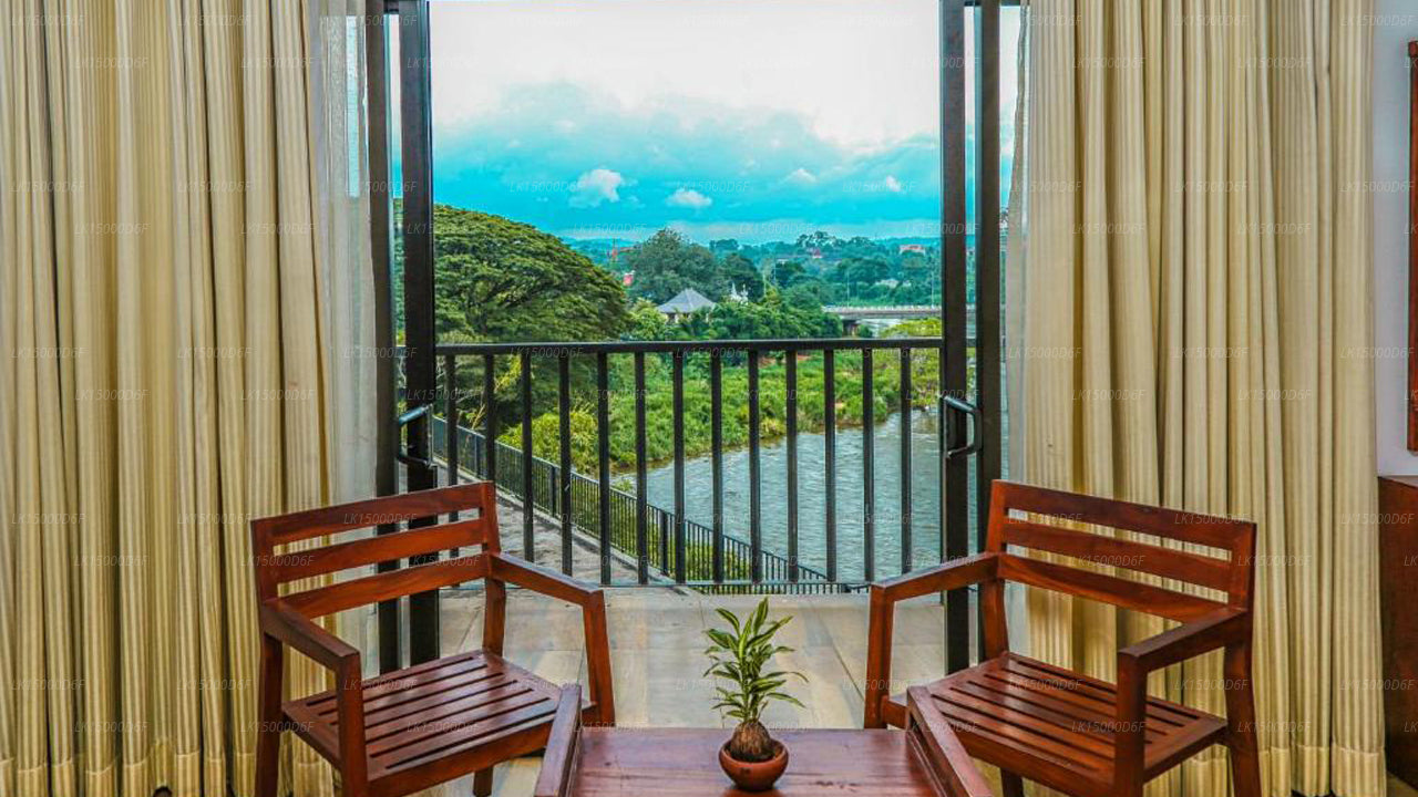 Oak Ray Regency bevindt zich in Kandy.