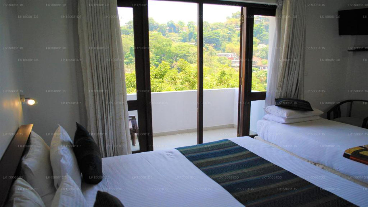 Hotel Yo, Kandy