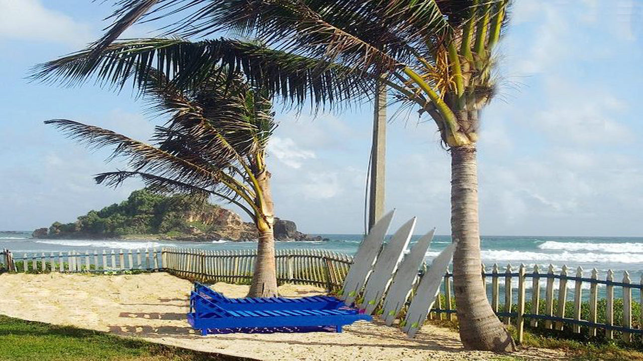 Lace Rock Beach Cabanas bevindt zich in Ahangama.