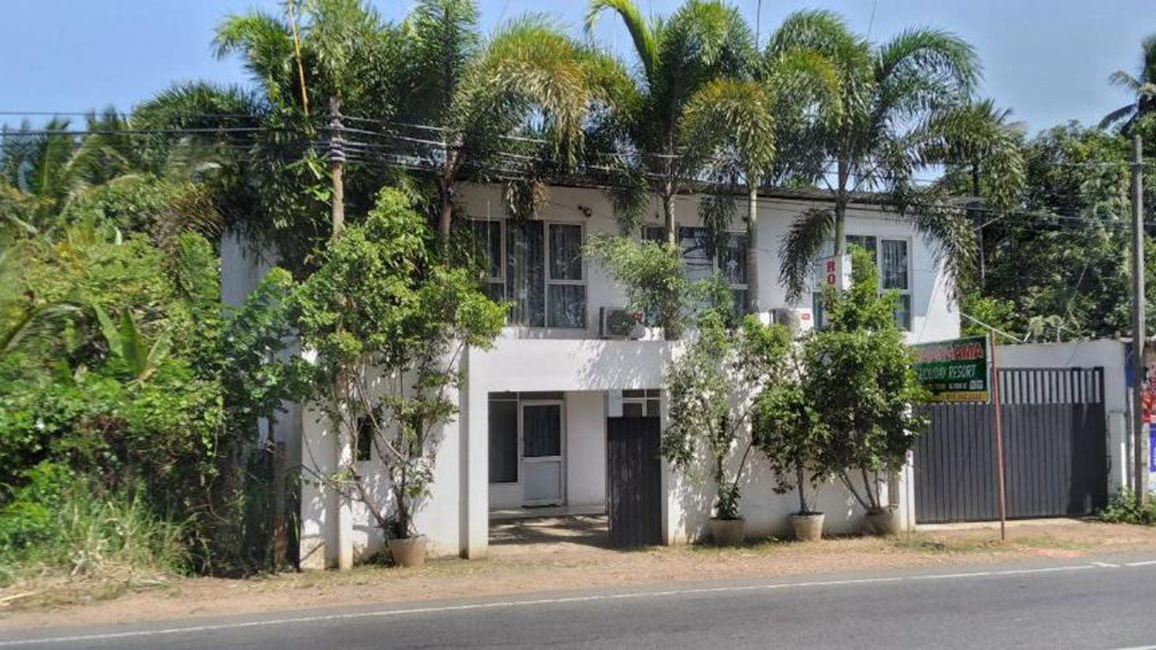 Saragama Residence bevindt zich in Kurunegala.