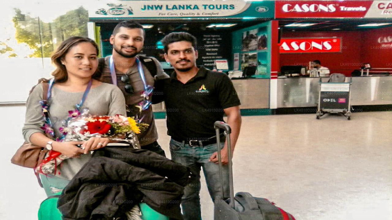 Privétransfer van Ruwanwella City naar Colombo Airport (CMB)