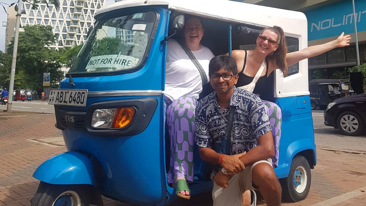Safari met een tuktuk in Colombo