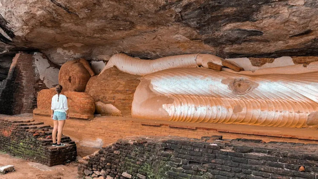 Toegangskaarten voor de Pidurangala Rock Temple