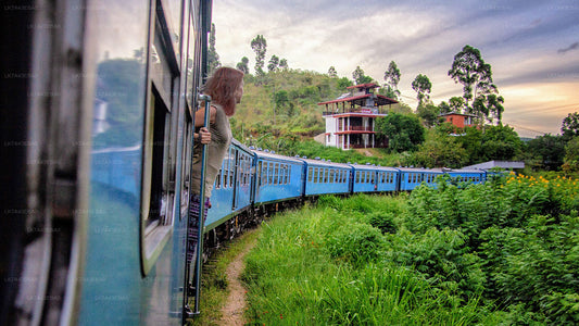 Reservering van treinkaartjes van Kandy naar Ella, Nanu Oya en Badulla