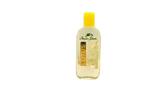 Nature`s Secrets Brightening gezichtsreiniger Lotus (100 ml)