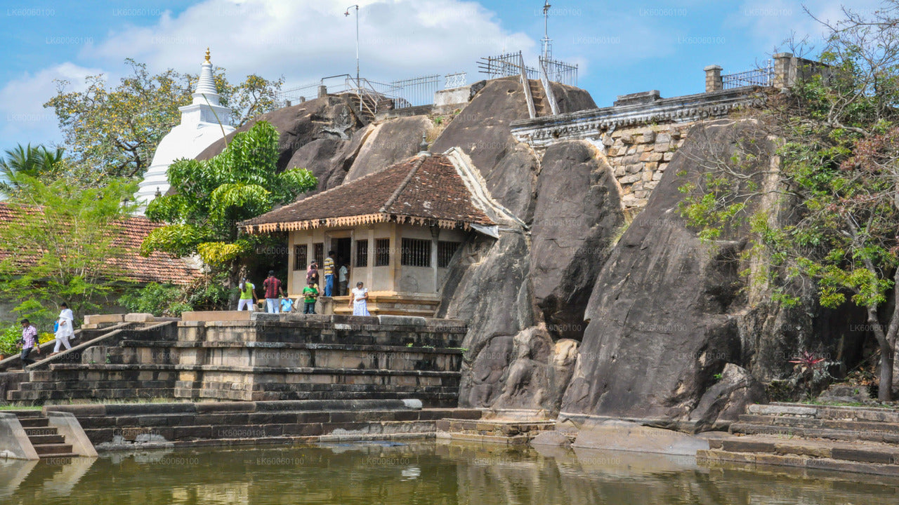 Heilige stad Anuradhapura uit Dambulla